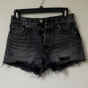 Black Levi’s 501 shorts